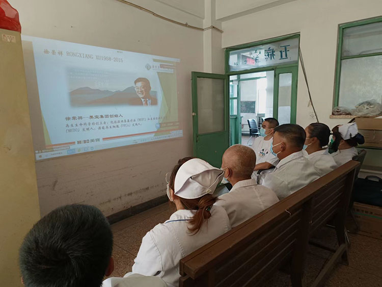 mg冰球突破豪华版(试玩)官方网站