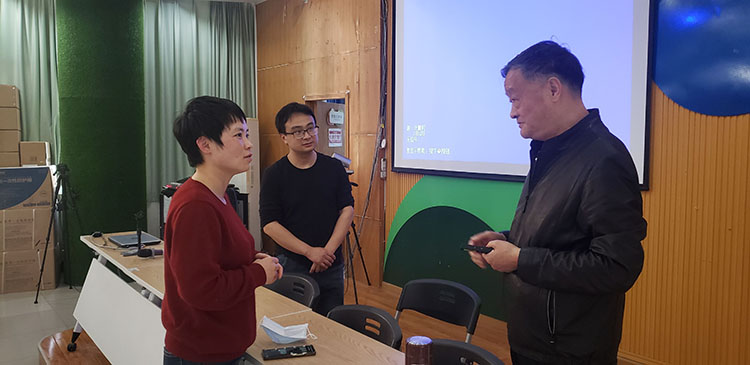 mg冰球突破豪华版(试玩)官方网站