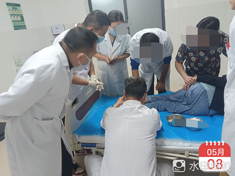 mg冰球突破豪华版(试玩)官方网站