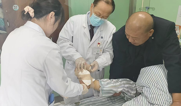 mg冰球突破豪华版(试玩)官方网站