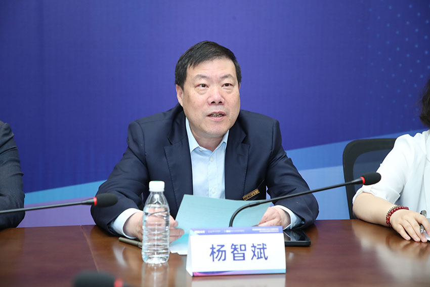 mg冰球突破豪华版(试玩)官方网站