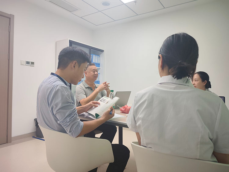 mg冰球突破豪华版(试玩)官方网站